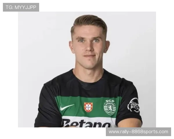 足球女中锋球星头像解析展现竞技风采与个人魅力